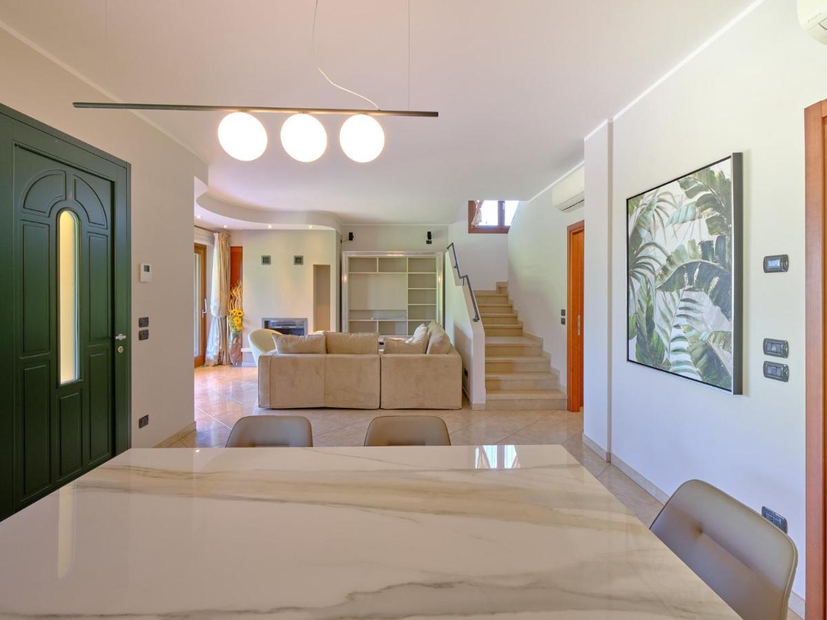 Villasgarda - Villa Leone Salionze Exteriör bild