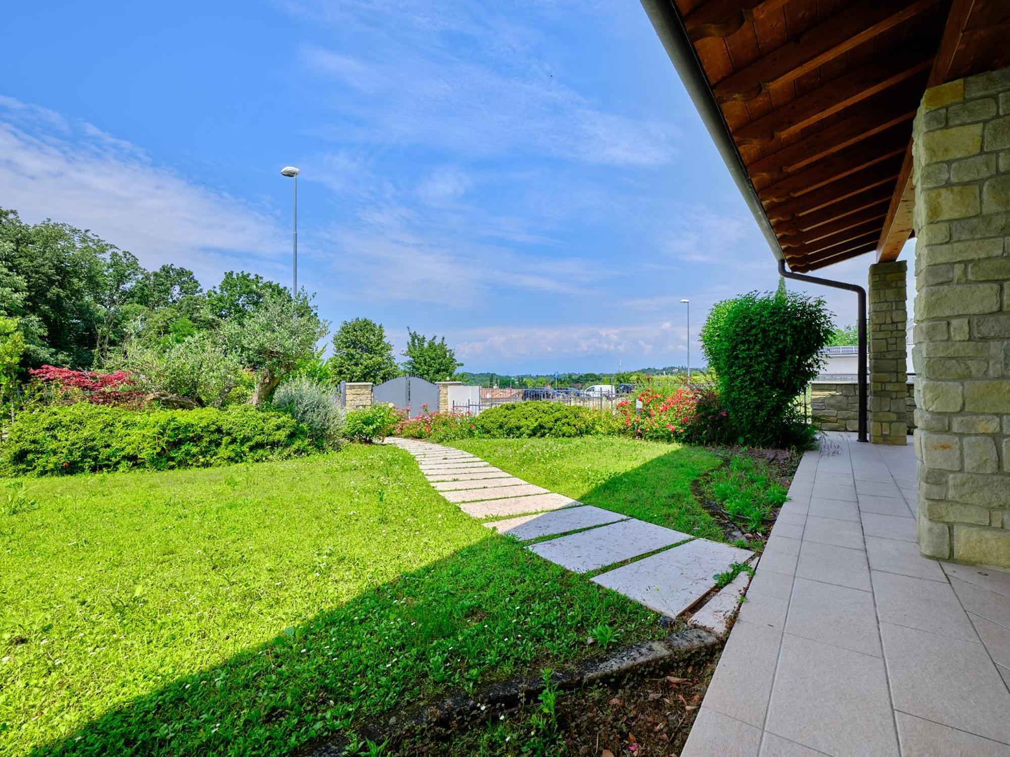 Villasgarda - Villa Leone Salionze Exteriör bild